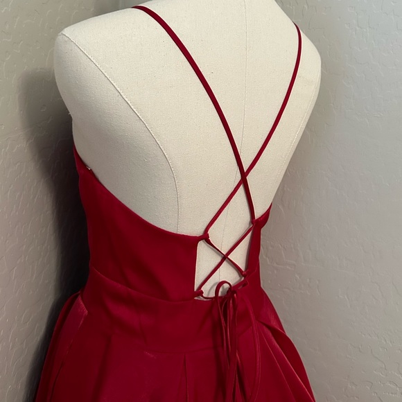 NEW CHRISTNA WU SZ 16 CLARET RED FORMAL ORGANZA TIE BACK BALLGOWN WITH POCKETS - Picture 9 of 13